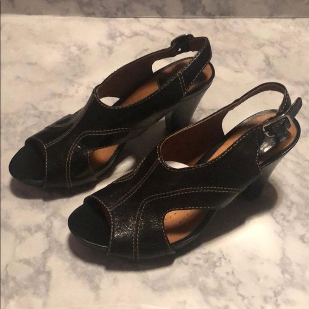 Clarks • Artisan Tige De Cuir Heel Sandals